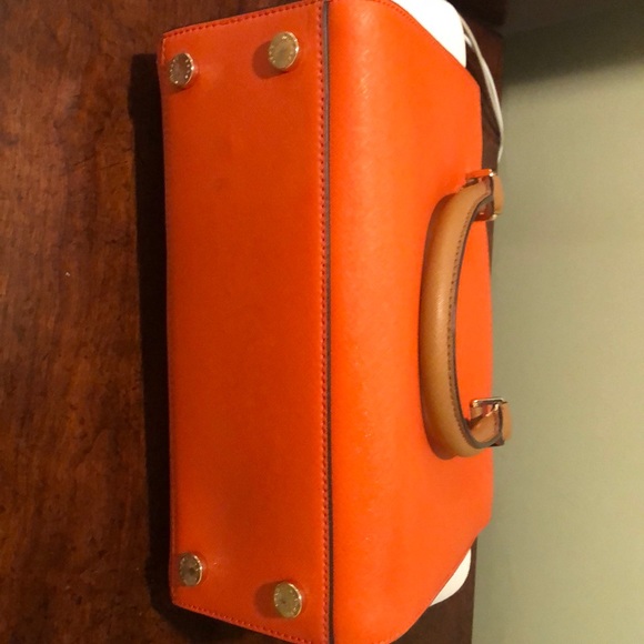 Orange and white Michael Kors purse - Picture 4 of 4